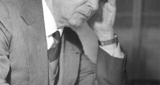 CZY WIECIE, ŻE …. ZYGMUNT LATOSZEWSKI Pierwszy za pulpitem dyrygenckim